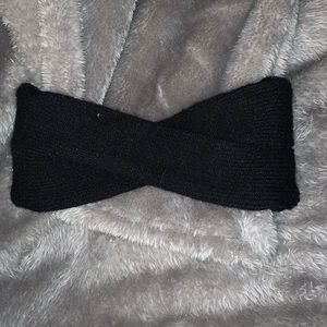 NWOT DKNY Black Twist Front Headband